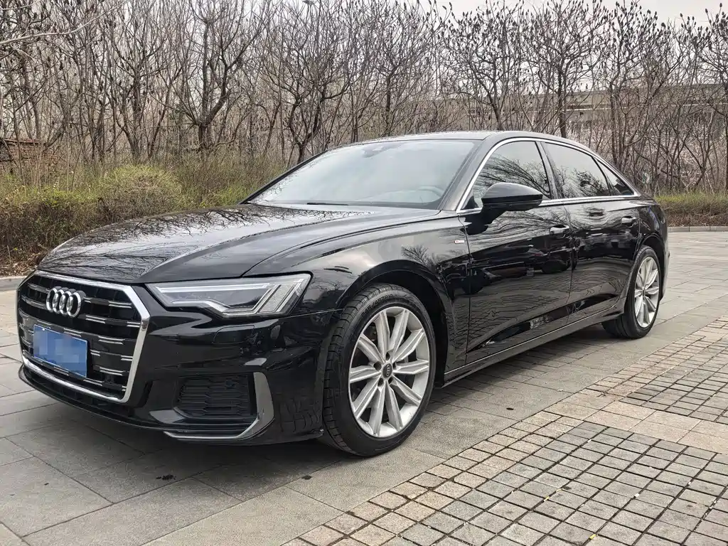 Audi A6L 2021 — фото 1