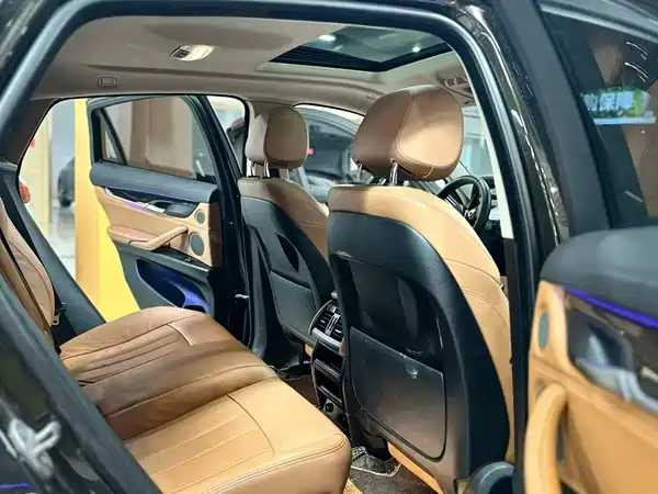BMW X6 2015