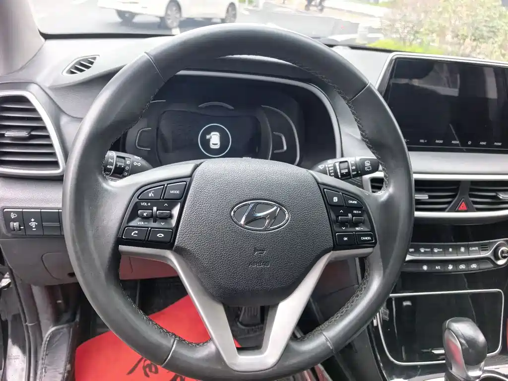 Hyundai Tucson 2019 — фото 19