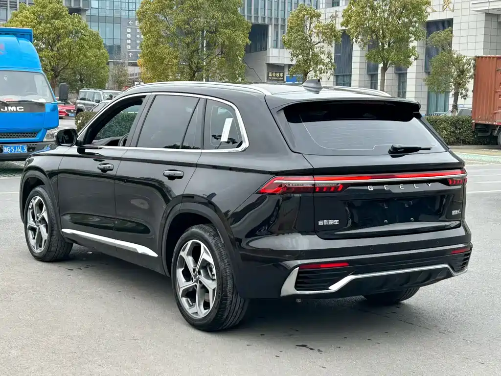 Geely Xingyue L 2023 — фото 6