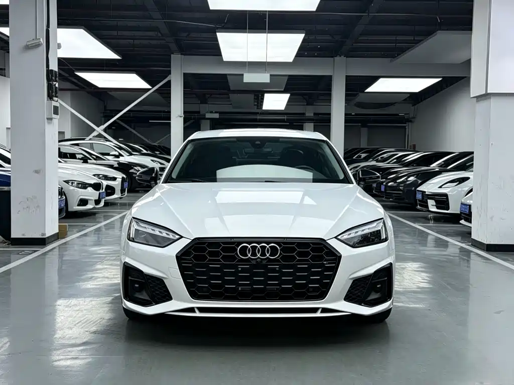 Audi A5 2021 — фото 2