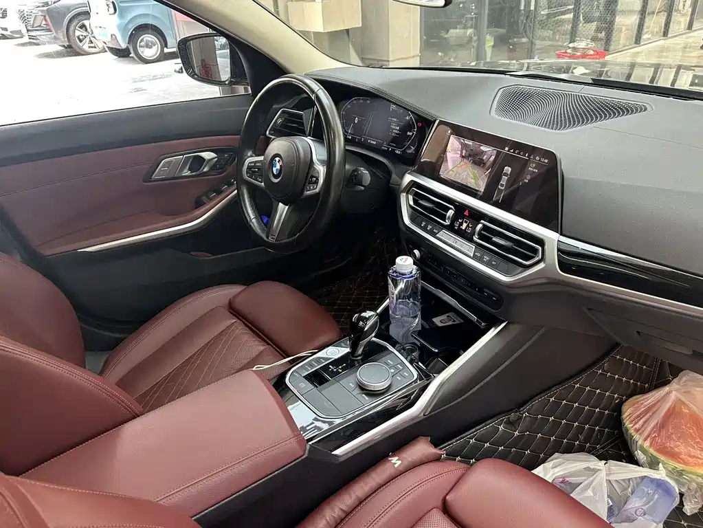 BMW 3 Series 2022 — фото 14