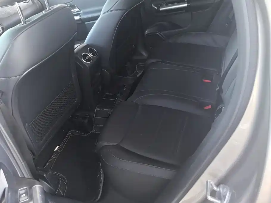 Mercedes-Benz GLA 2022 — фото 11