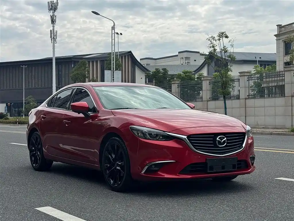 Mazda Atenza 2018 — фото 3