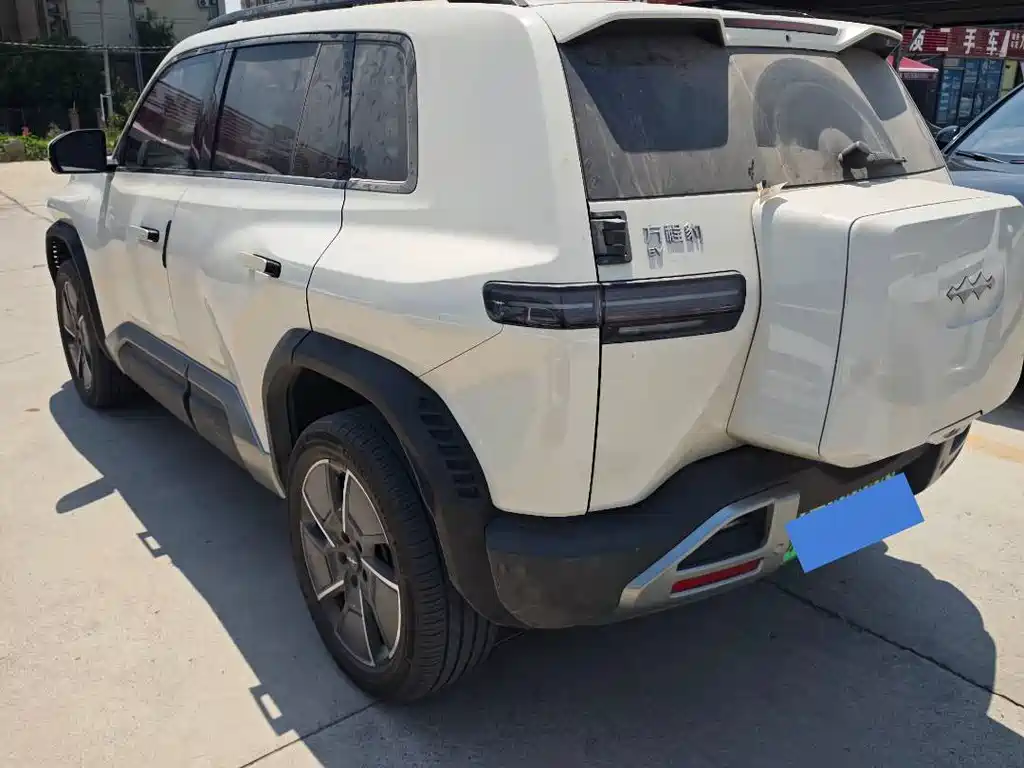 Fang Cheng Bao Titanium 3 2025