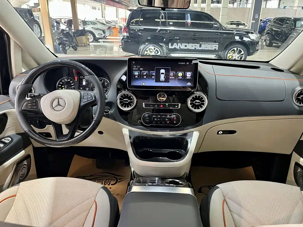 Mercedes-Benz Vito 2023 — фото 14