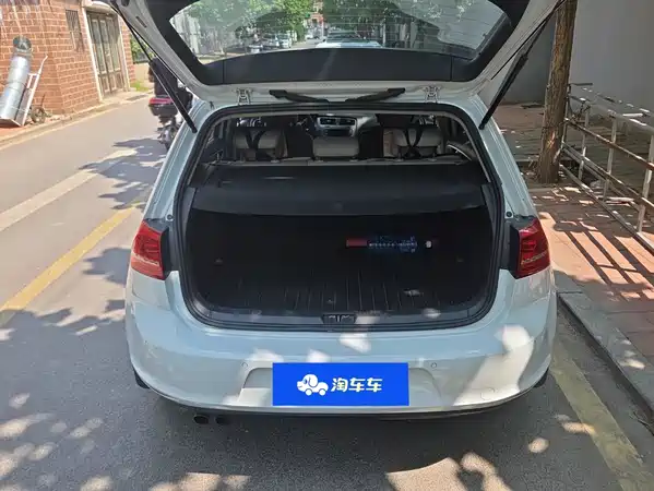 Volkswagen Golf 2016