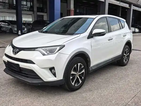 Toyota RAV4 2017