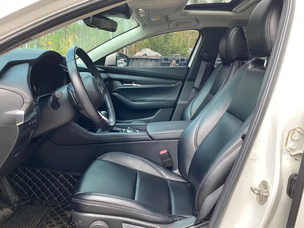 Mazda 3 Angkesela 2021