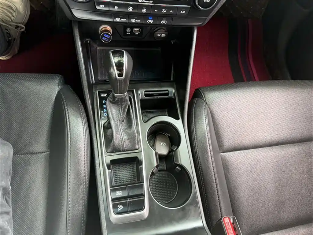 Hyundai Tucson 2016 — фото 11