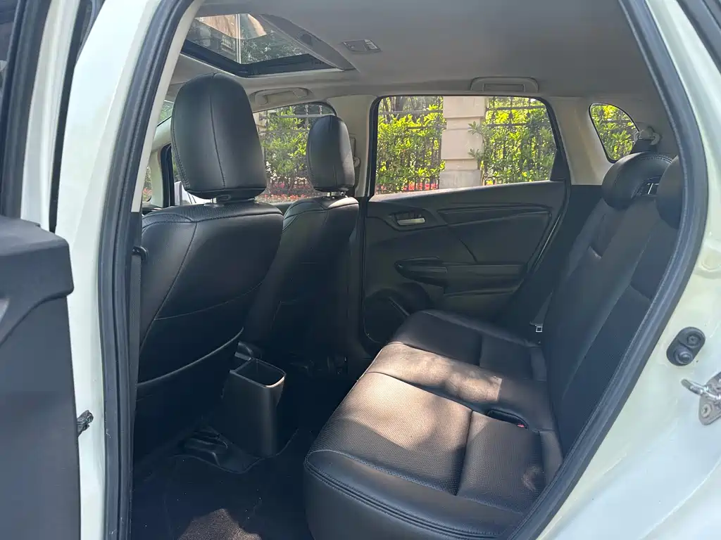 Honda Fit 2018 — фото 11