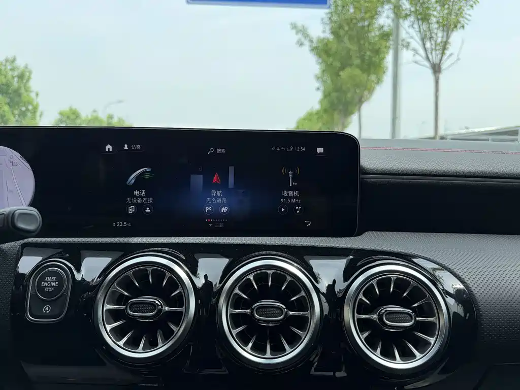 Mercedes-Benz CLA 2023 — фото 20