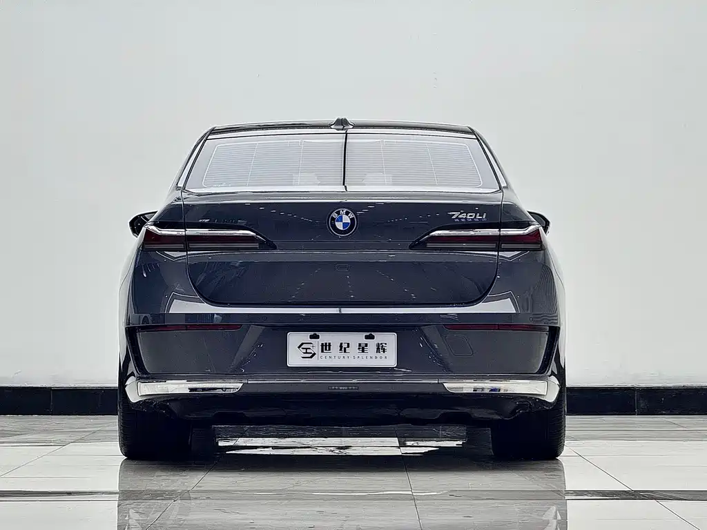 BMW i7 2023 — фото 9