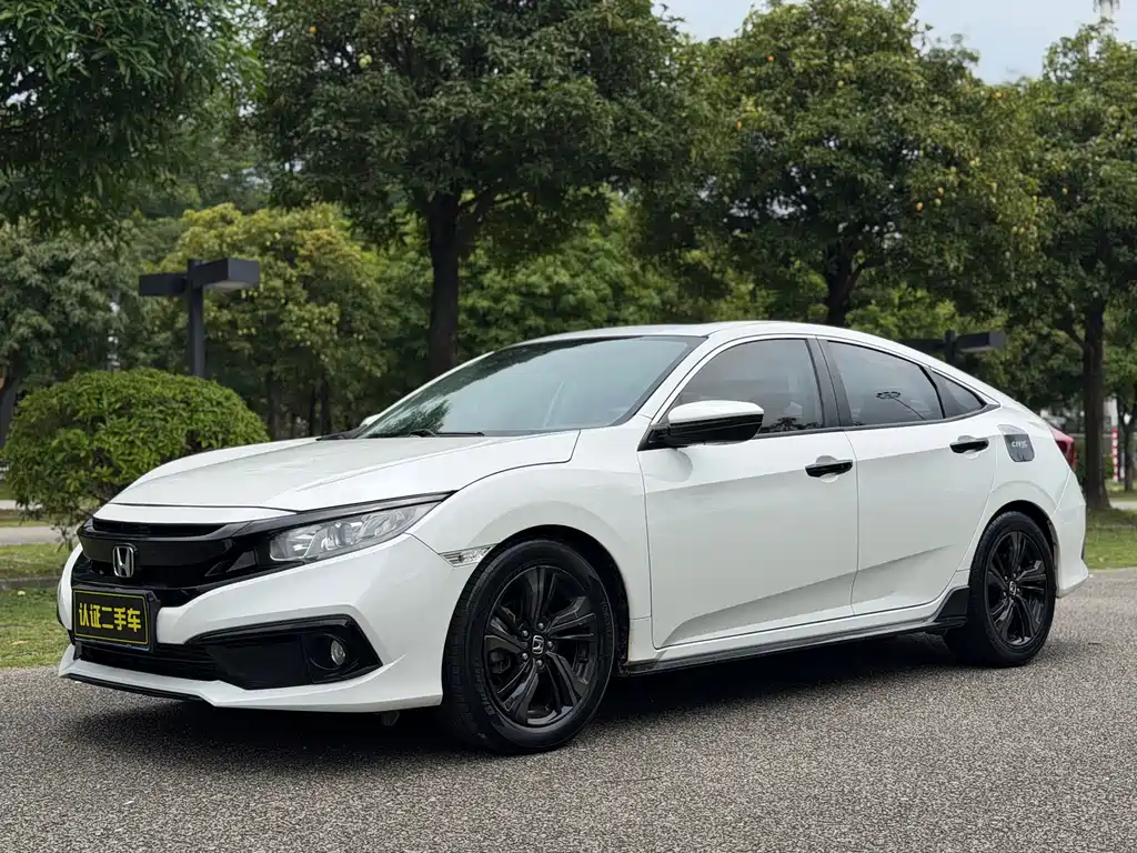 Honda Civic 2019 — фото 1