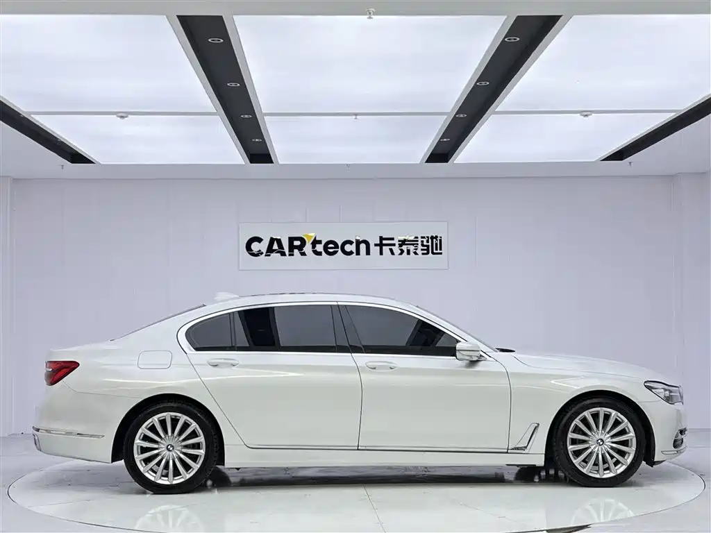 BMW 7 Series 2018 — фото 4