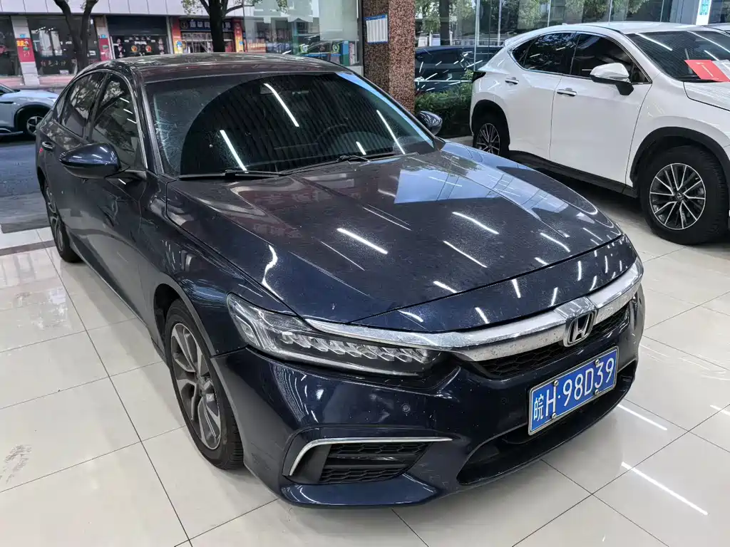 Honda Inspire 2019 — фото 2