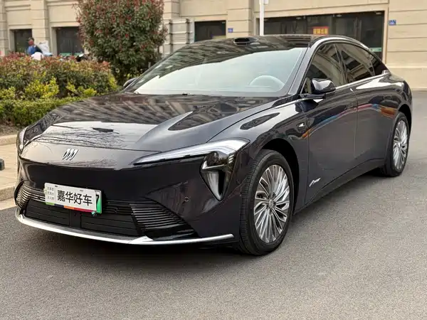Buick Zhijing L7 2025