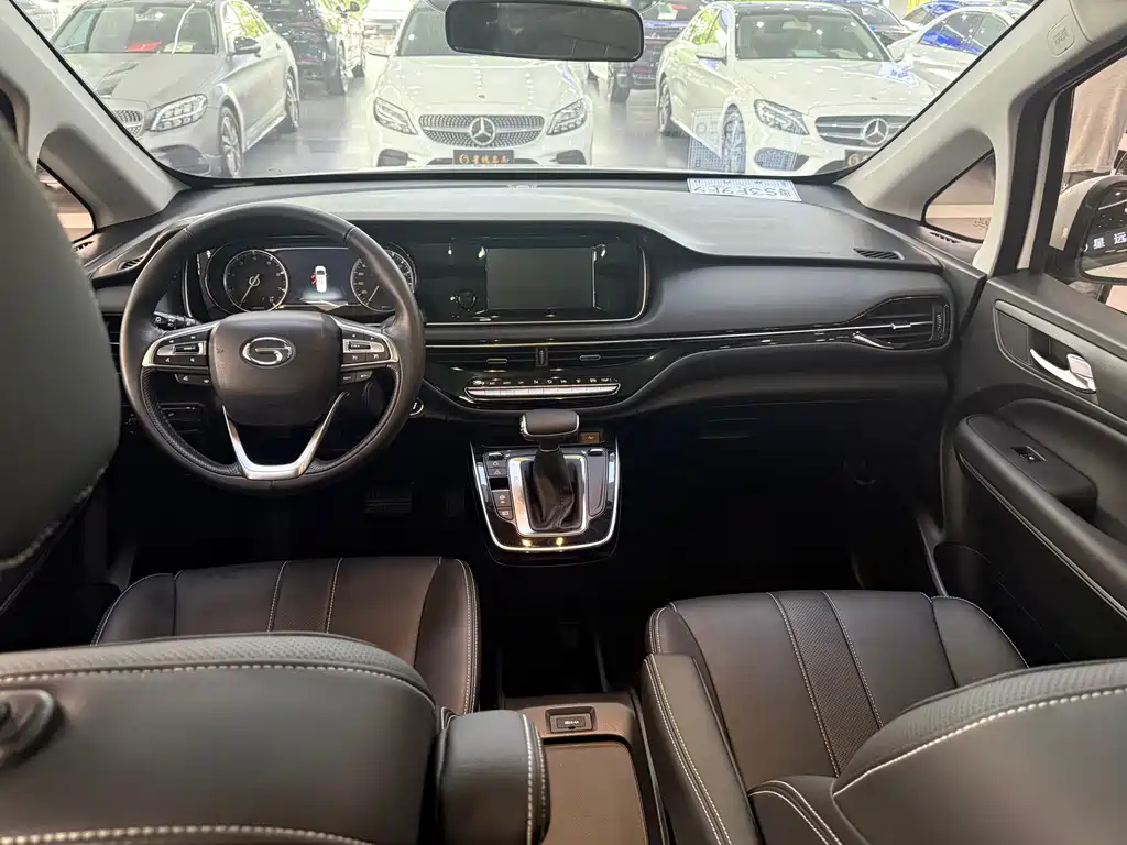 GAC Trumpchi M6 2021 — фото 9