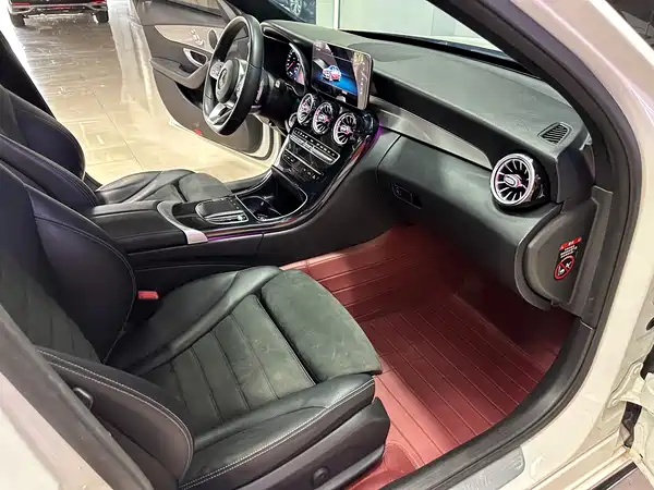 Mercedes-Benz C-Class 2020