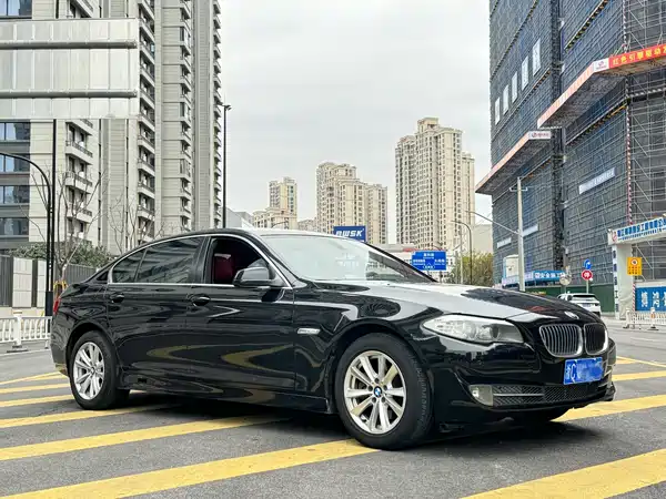 BMW 5 Series 2011