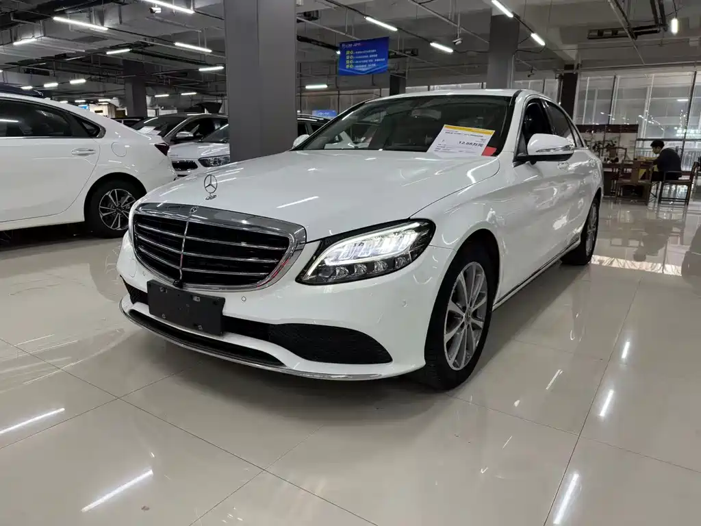 Mercedes-Benz C-Class 2019 — фото 1