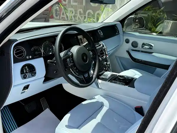 Rolls-Royce Cullinan 2018