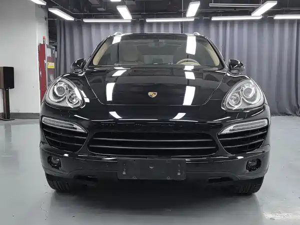 Porsche Cayenne 2011