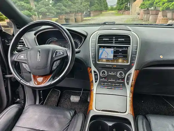 Lincoln MKX 2018