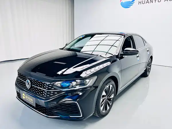 Volkswagen Passat 2023