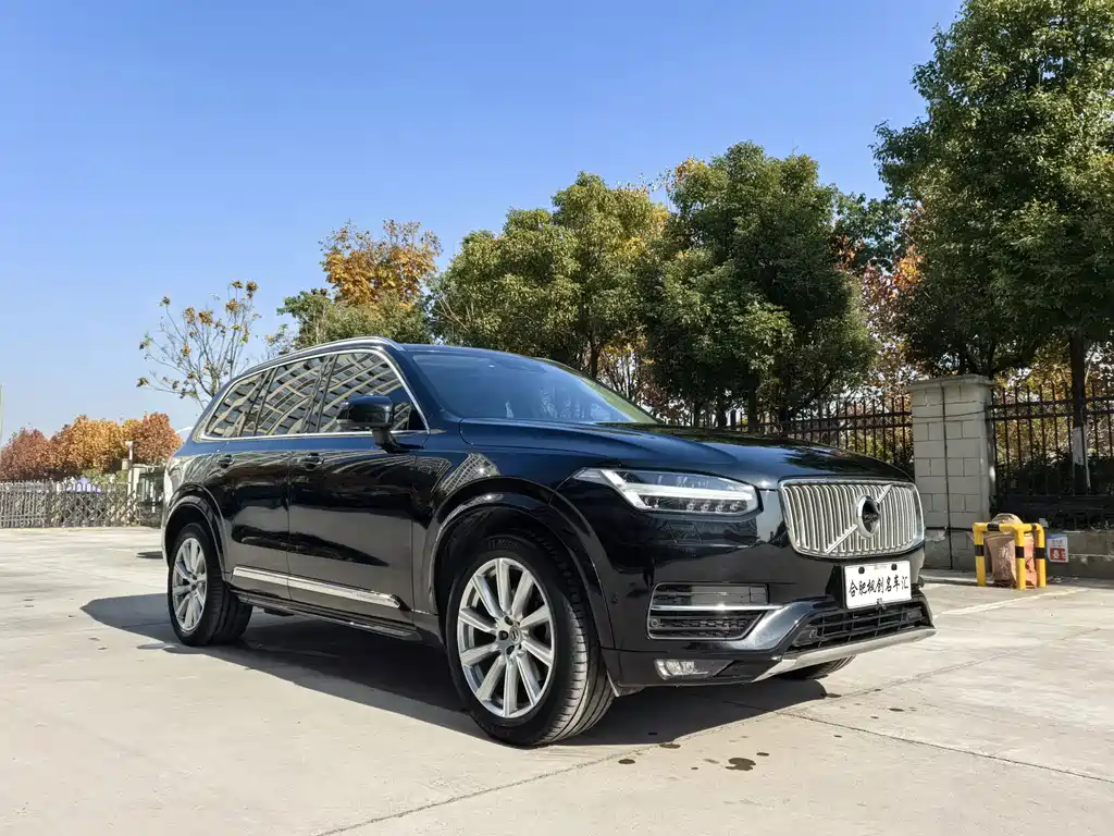 Volvo XC90 2017 — фото 3