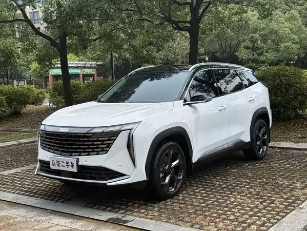 Geely Boyue L 2024