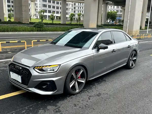 Audi A4L 2020