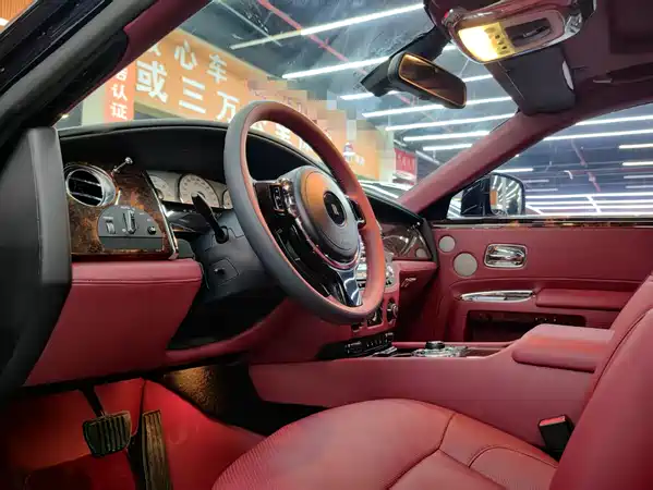Rolls-Royce Ghost 2010