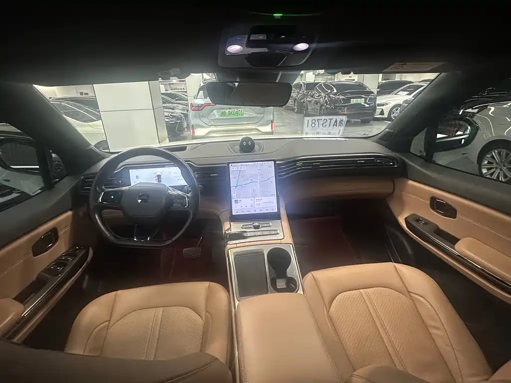 NIO ES6 2020