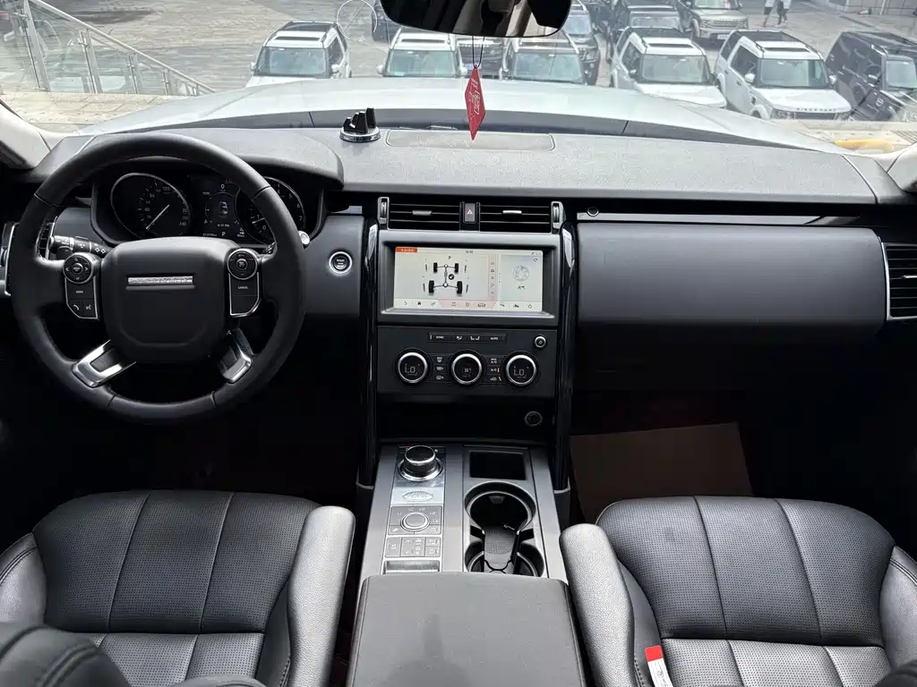 Land Rover Discovery 2019 — фото 4