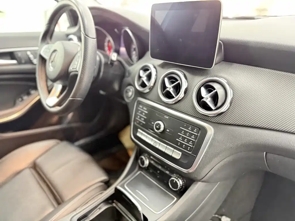 Mercedes-Benz GLA 2019 — фото 7