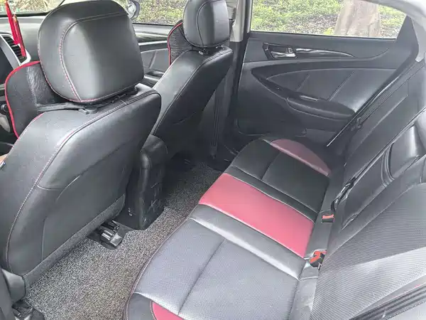 Changan Eado XT 2014