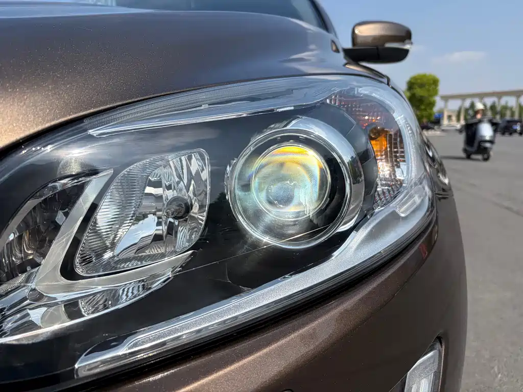 Volvo XC60 2015 — фото 4