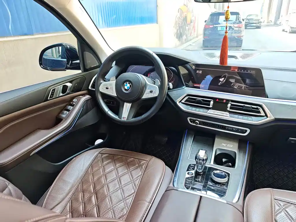 BMW X5 2022 — фото 11