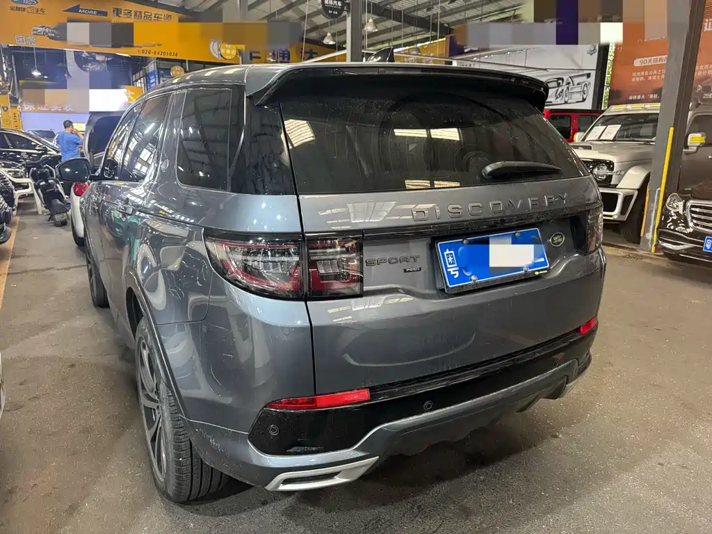 Land Rover Discovery Sport 2023 — фото 4