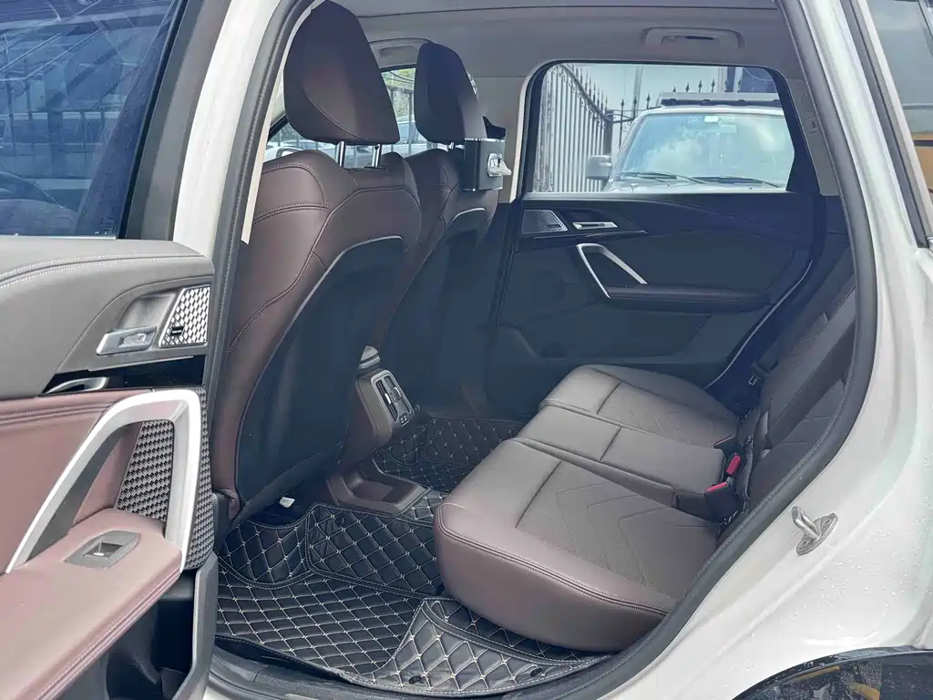 BMW X1 2025 — фото 11