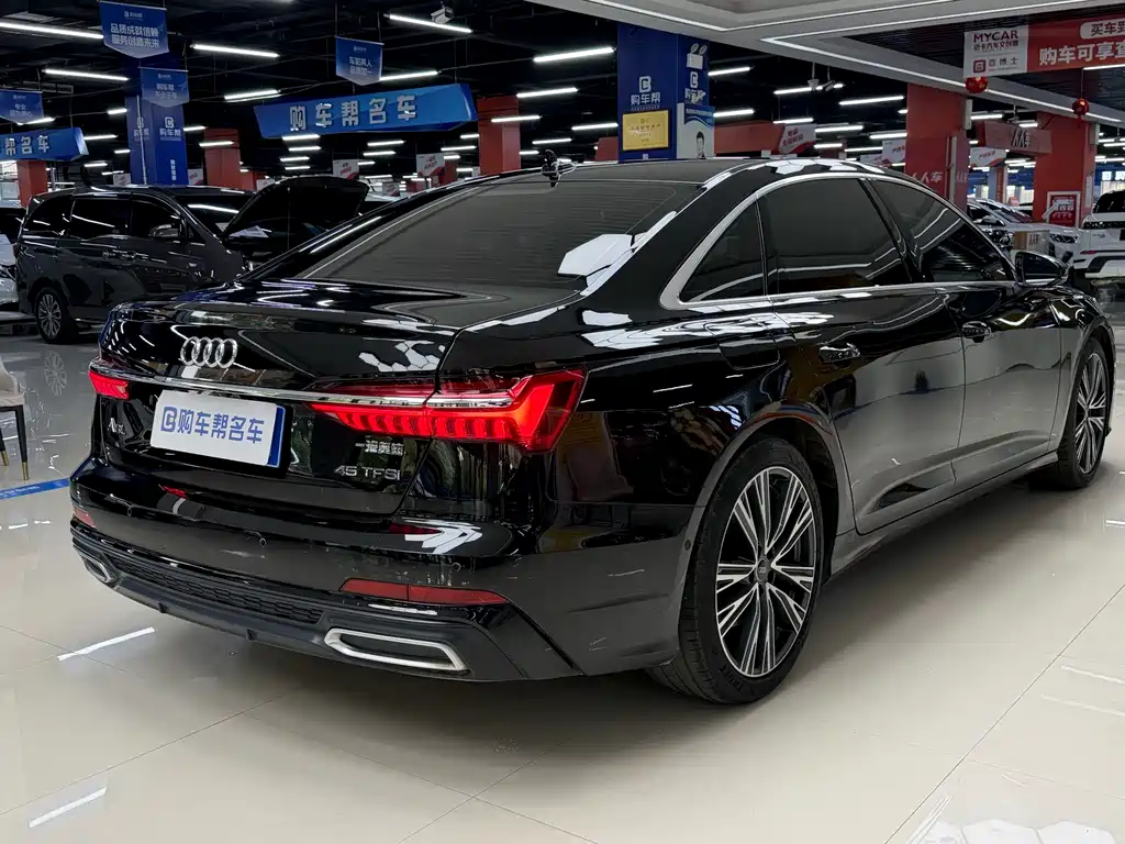 Audi A6L 2022 — фото 19