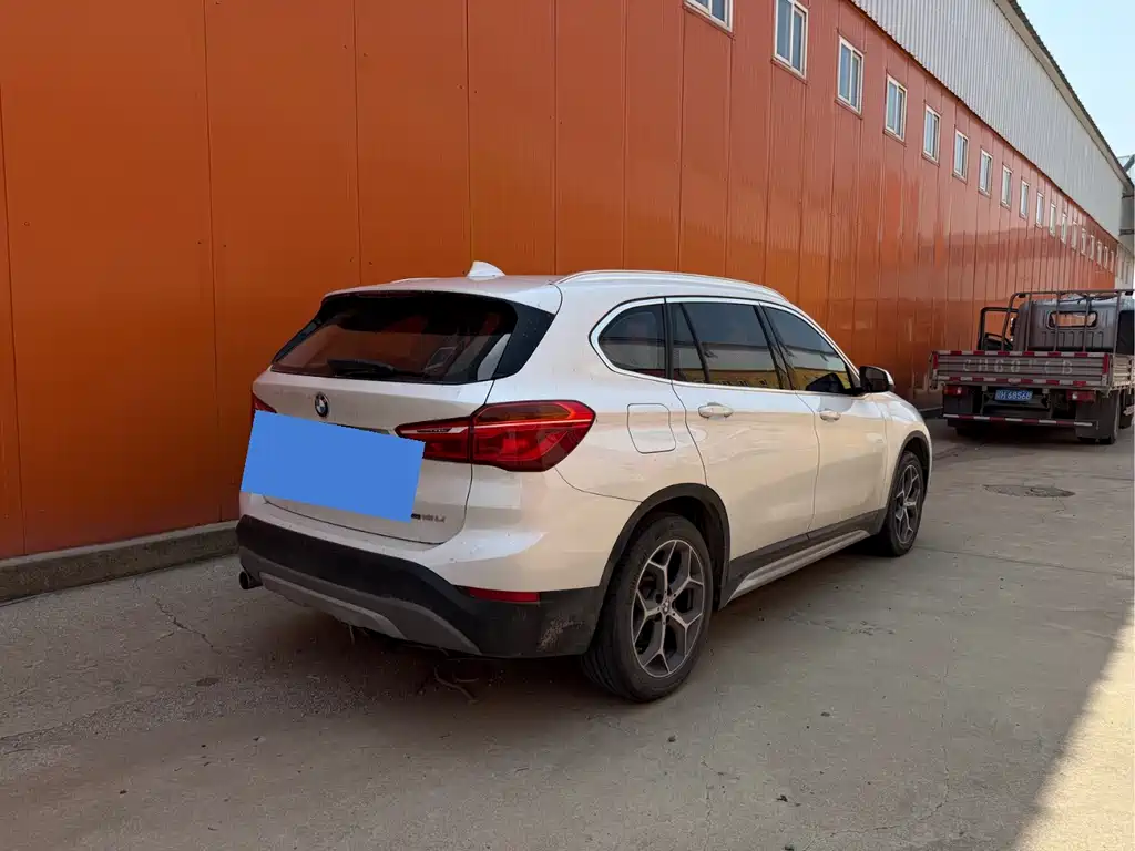BMW X1 2019 — фото 17