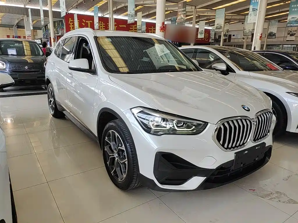 BMW X1 2021 — фото 4