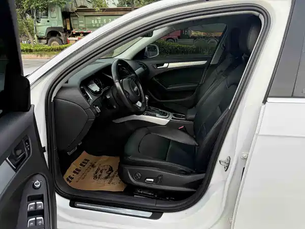 Audi A4L 2013