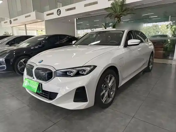 BMW i3 2023