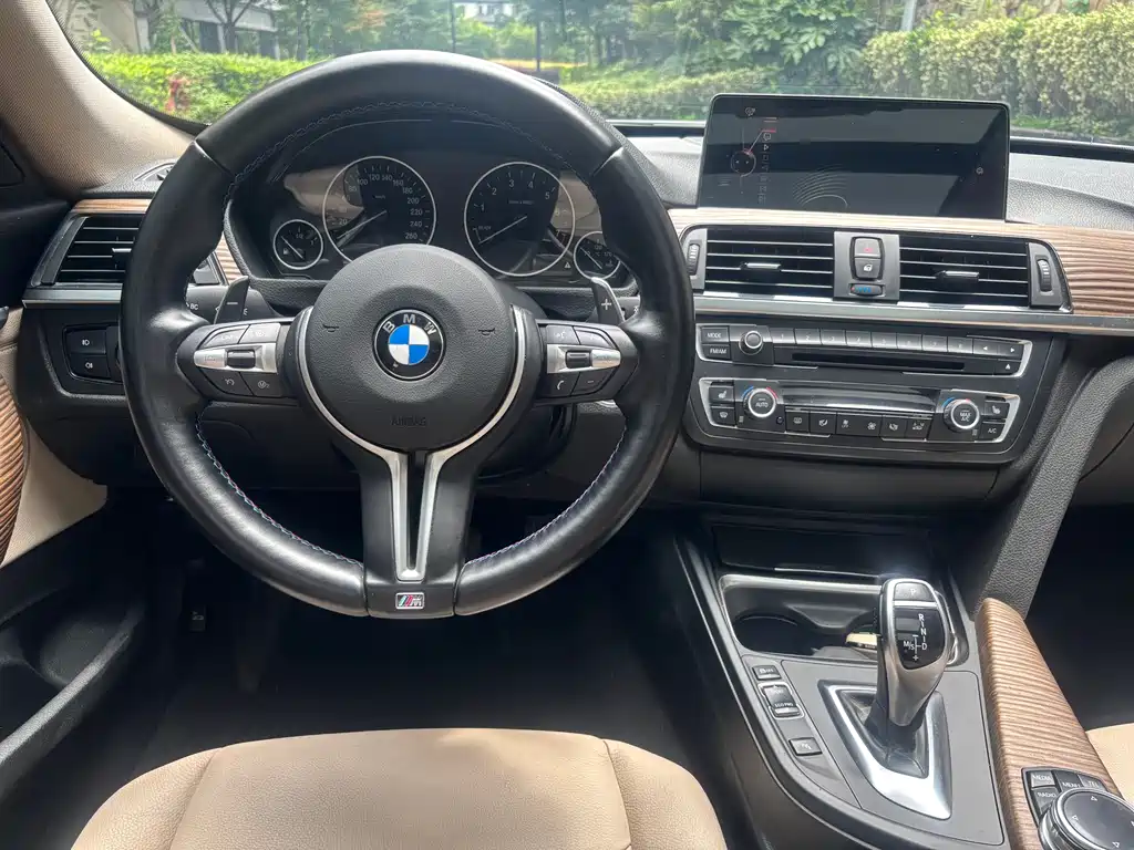 BMW 3 Series GT 2014 — фото 12
