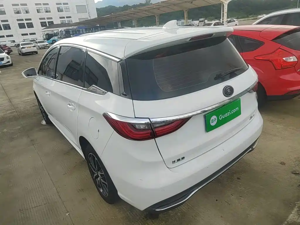BYD Song MAX 2018 — фото 5