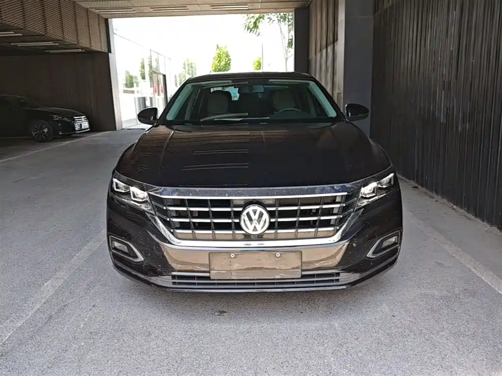 Volkswagen Passat 2019 — фото 3