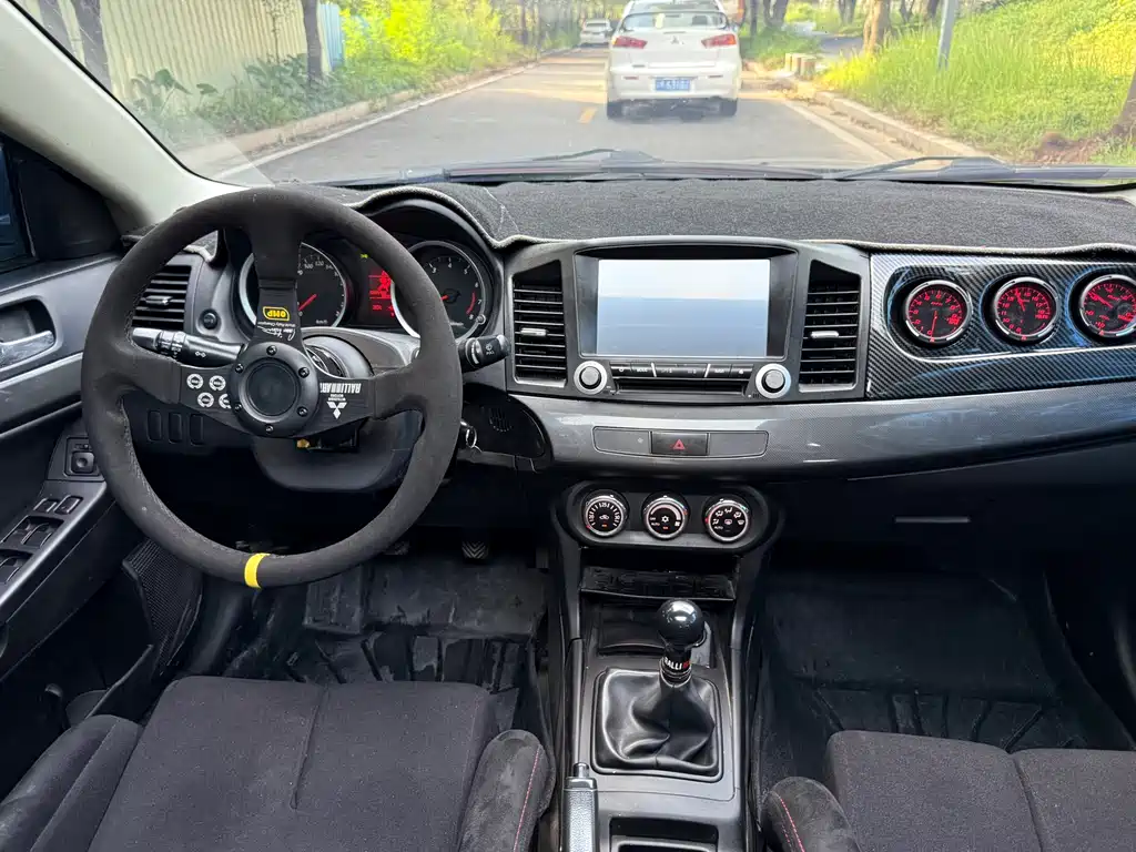Mitsubishi Lancer EX 2014 — фото 14